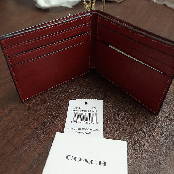Coach Slim Billfold Wallet - Picture 4 of 8